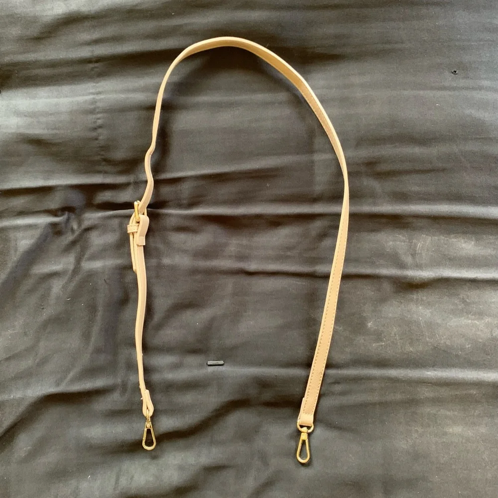 Natural Beauty Basic Cream & Gold Top Handle Purse w/ Removable shoulder strap - Picture 8 of 11